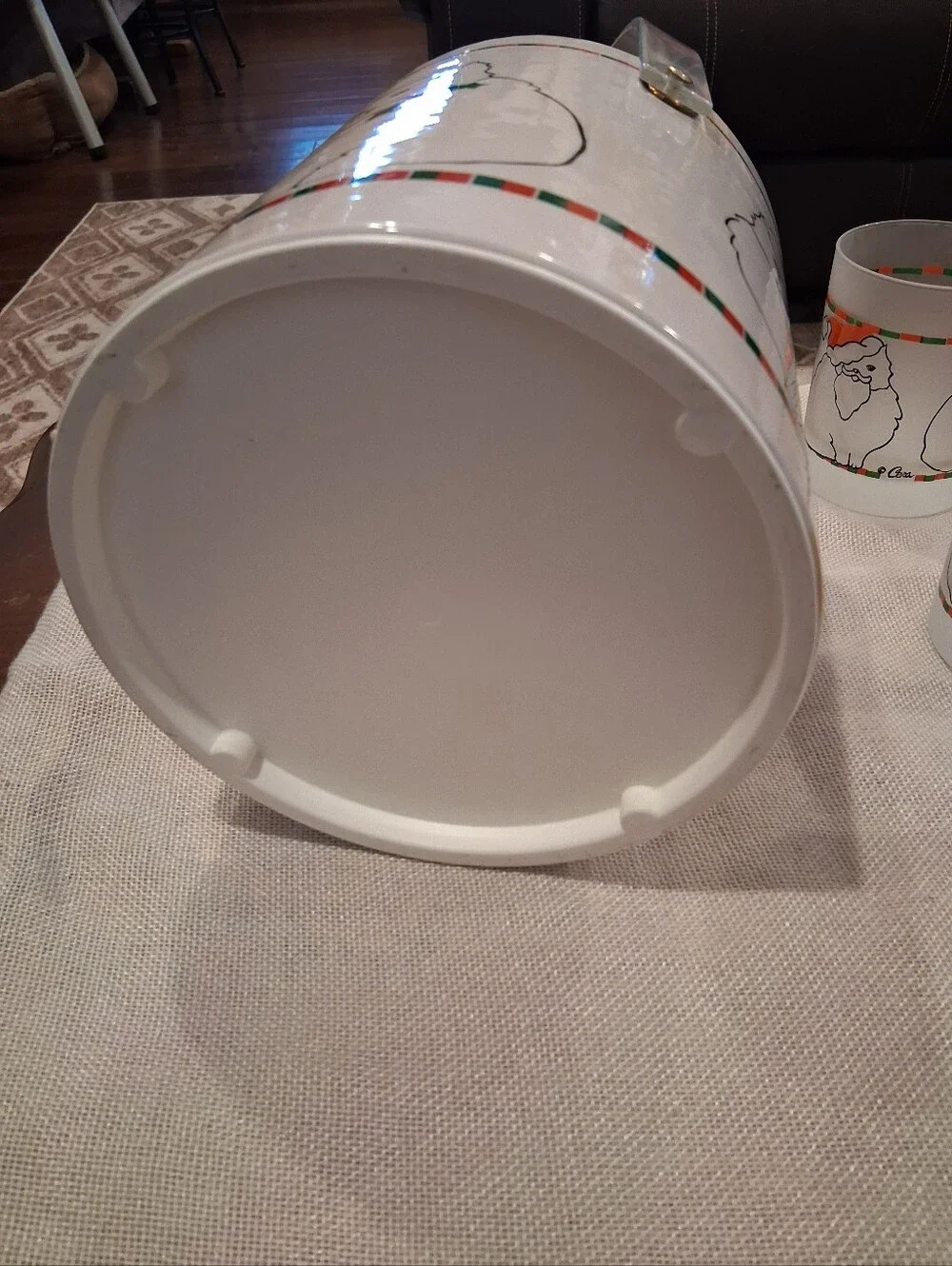 Vintage Holiday Cat Frosted Glass Drink Set